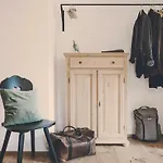 Der Lederer Hof - Boutique מלון דירות טגרנסה