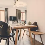 Aparthotel Der Lederer Hof - Boutique