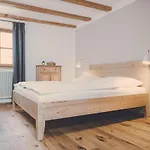 Aparthotel Der Lederer Hof - Boutique Tegernsee