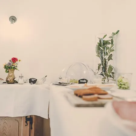 Hotel apartamentowy Der Lederer Hof - Boutique 3*